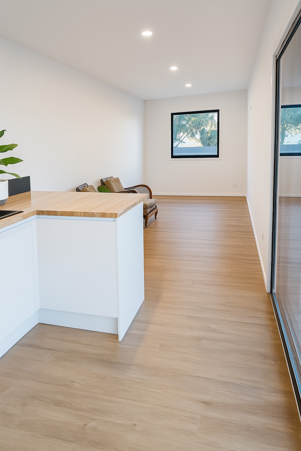 1CFD726B-BBBD-401A-870E-3ED472340C99