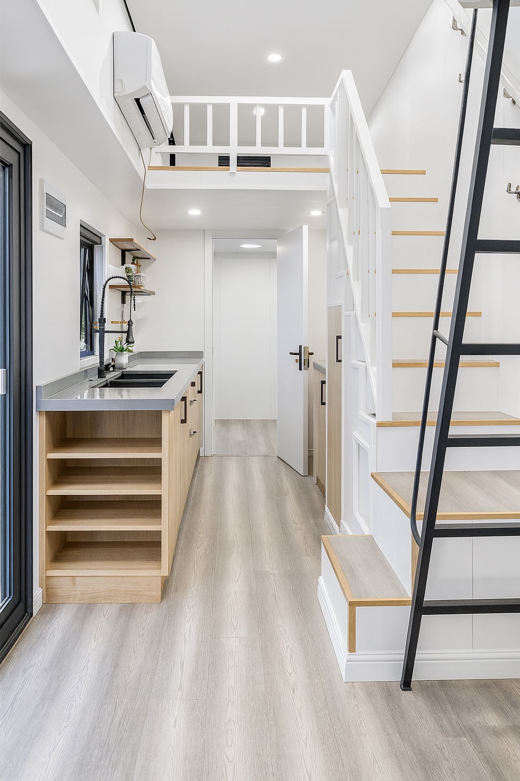 Luxury Collection Tiny Home on Wheels (3)